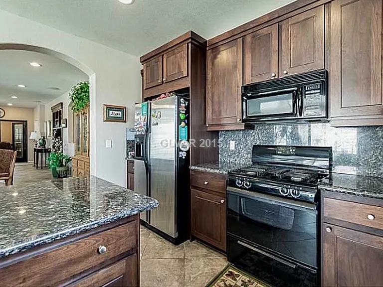 9263 Edgeworth Pl — Photo 9