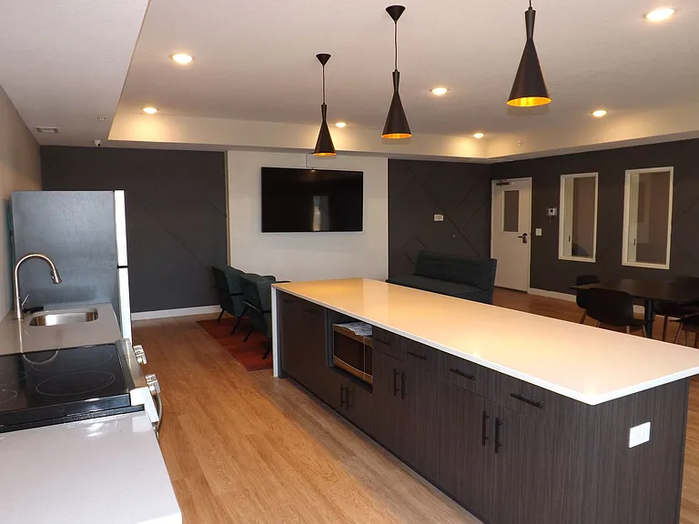 Encore Park Apartments — Photo 5