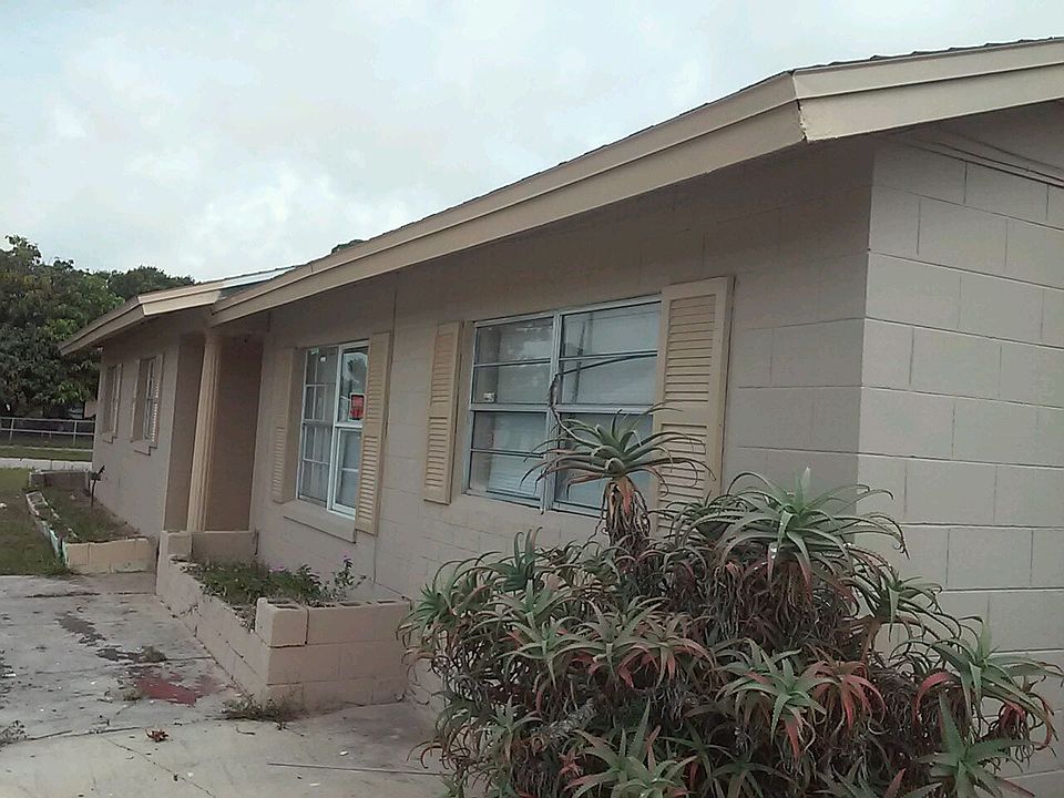 1st image of 2908 Kingsley Dr