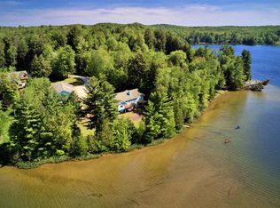 5633 E Pointe Rd, Wetmore, MI 49895