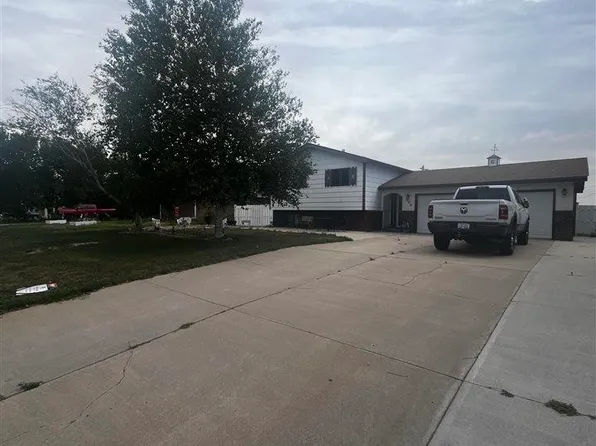 308 Crook St, Hemingford, NE 69348