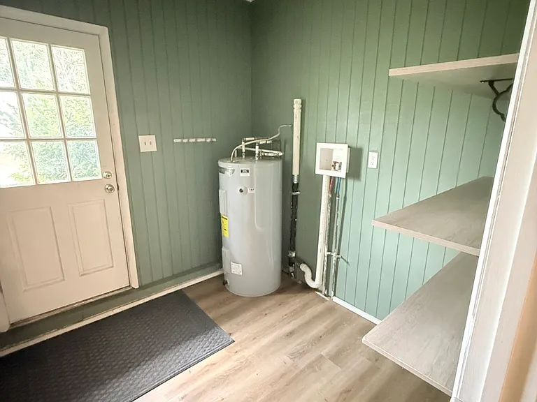 129 Lee Dr — Photo 16