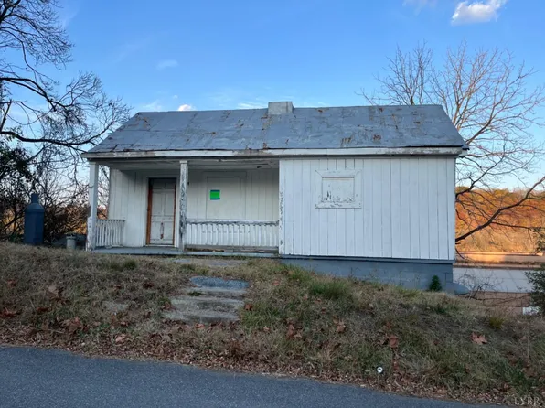 1814 E Lynch St, Lynchburg, VA 24504