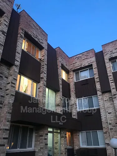 8651 W Foster Ave #1B Photo 1