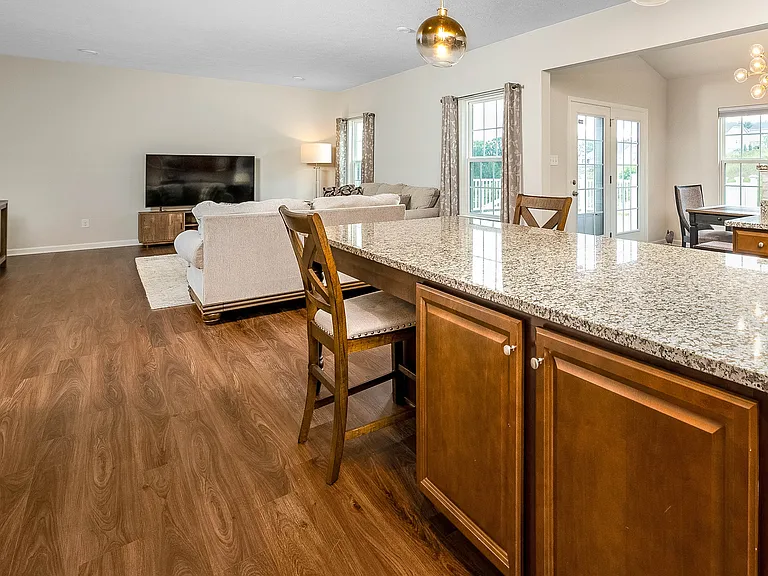 111 Pinevalley Dr — Photo 21