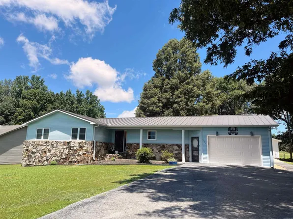 2909 Lakeview Rd, Paragould, AR 72450