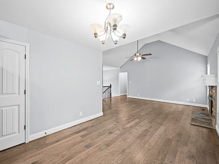 771 Banister Dr — Photo 11