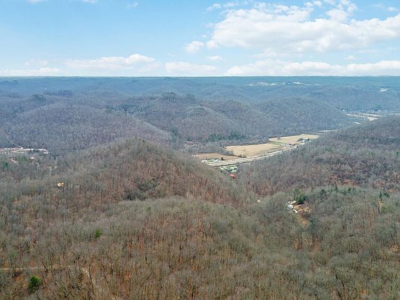 3rd image of 68 Star Gap Rd