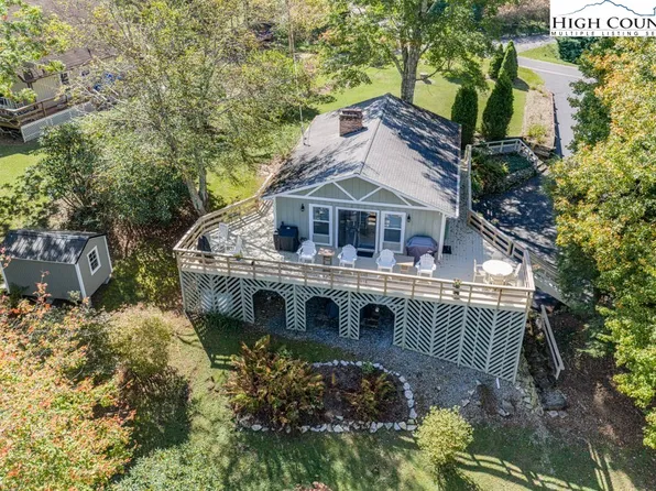 924 Balsam Drive, Newland, NC 28657