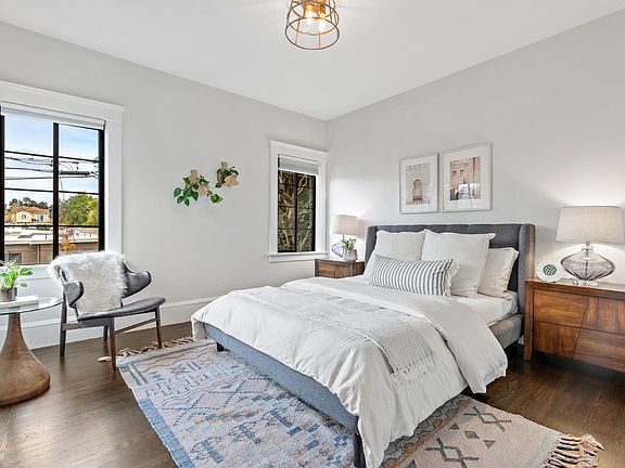 5th image of 2116 Broadway