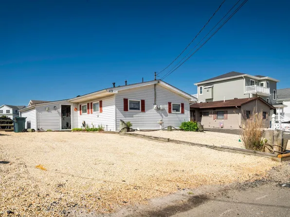 49 W Susquehanna Dr, Little Egg Harbor, NJ 08087