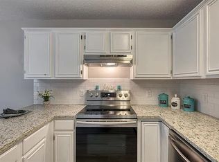 6326 Brookbriar Ct, Arlington, TX 76018