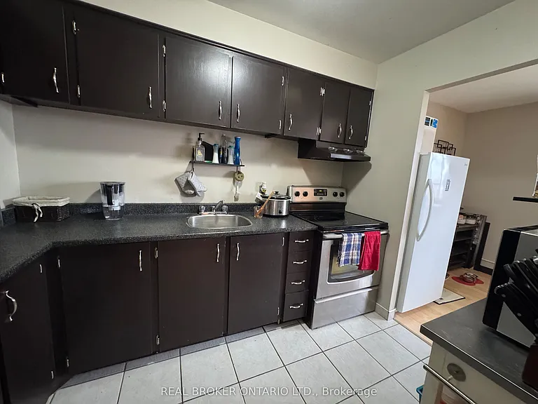845 Kyle Ct #305 — Photo 13