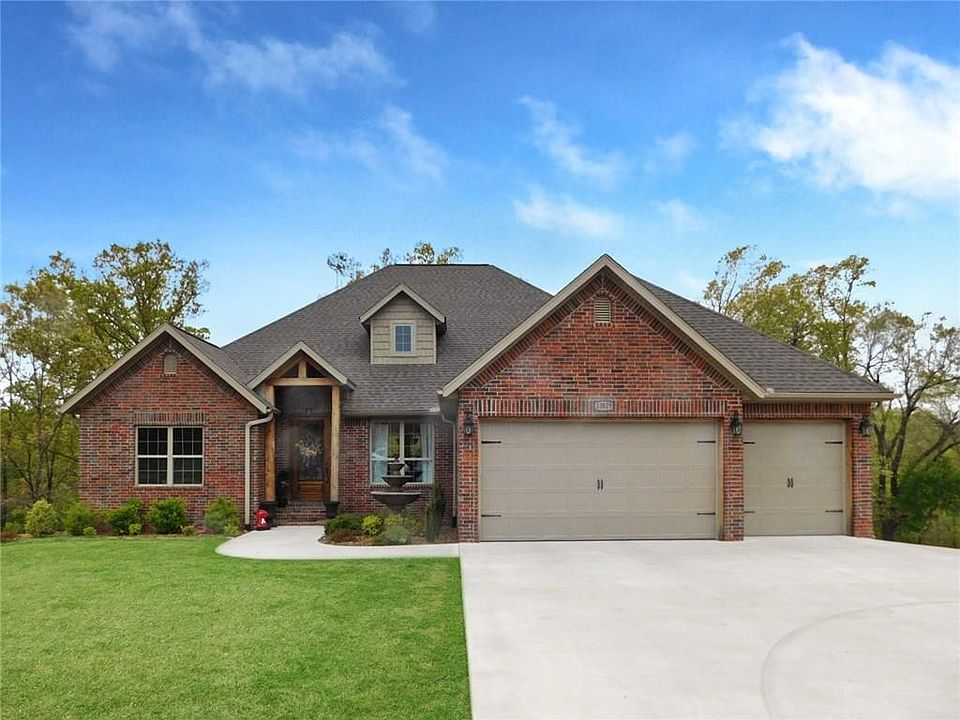 1st image of 13829 Eastgate Dr