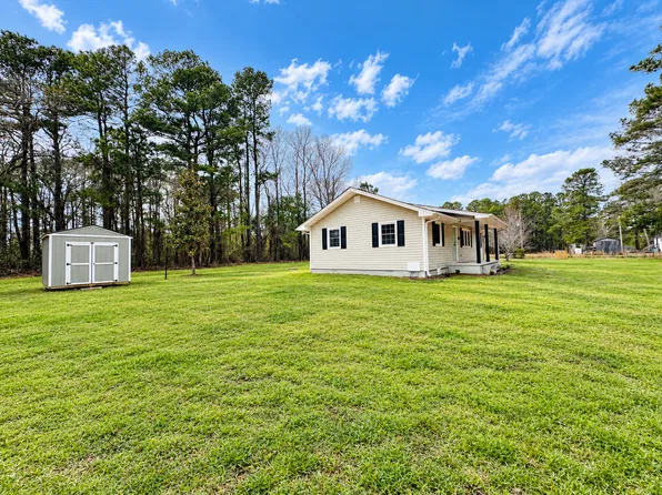 2689 Fowler School Rd, Loris, SC 29569