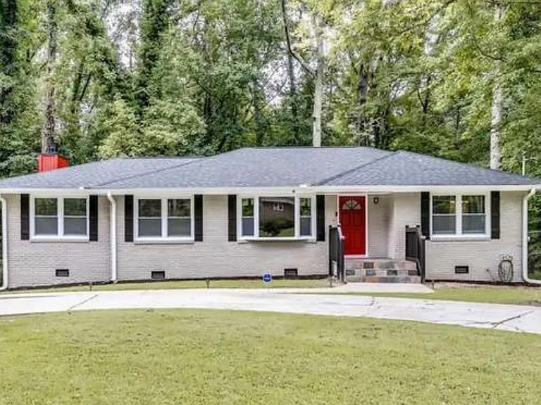 1183 Boat Rock Rd SW — Photo 1