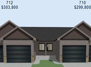 710 N Independent St, Lennox, SD 57039