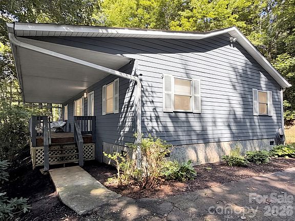 5th image of 115 Knoll Ridge Ln