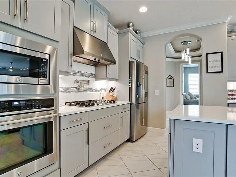5738 Hydrangea Cir — Photo 2