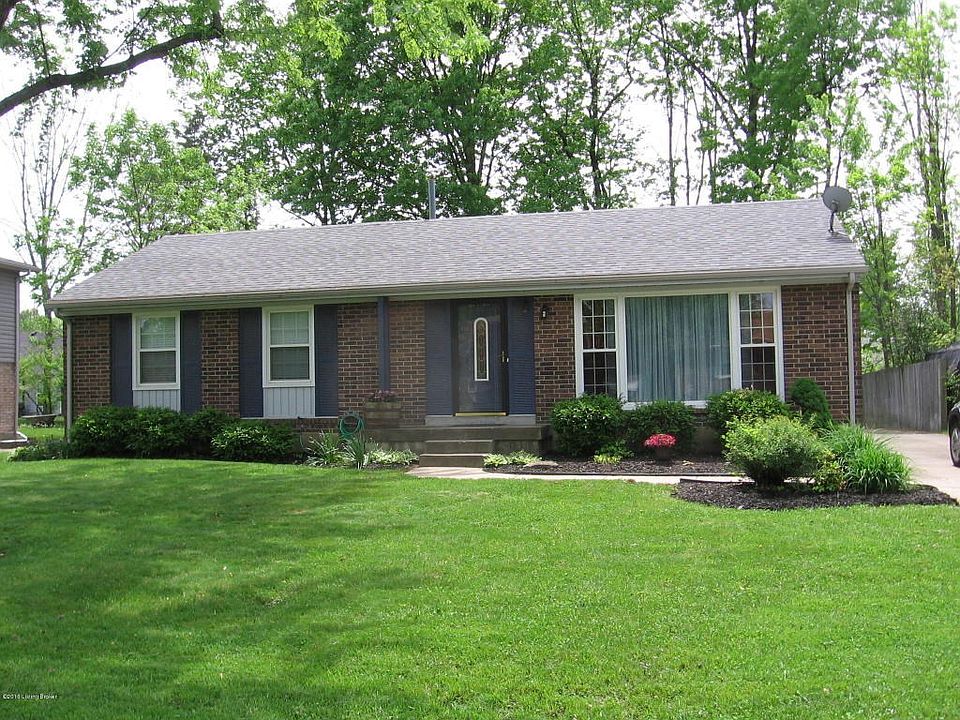 Lovely Brick ranch