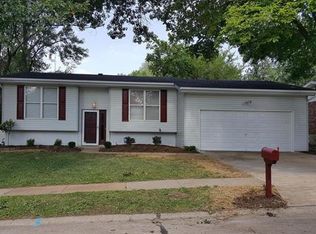 1443 Wibracht Pl, Saint Louis, MO 63132