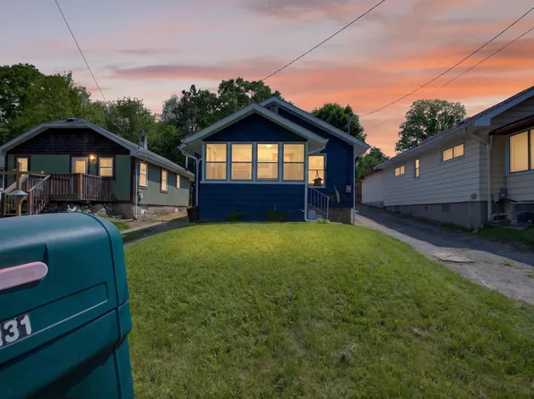 131 Park Dr, Jackson, MI 49203