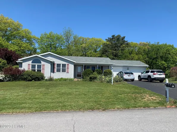 709 Vista Heights Dr, New Berlin, PA 17855