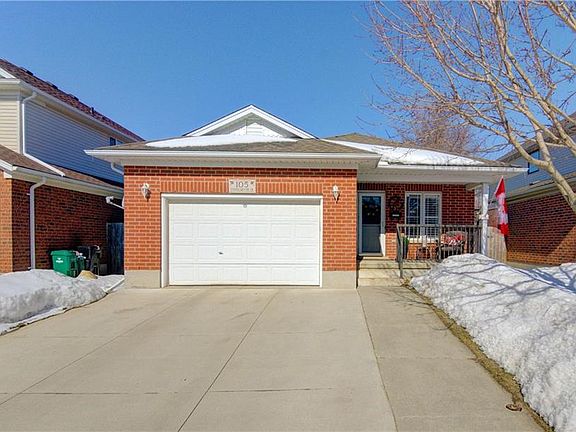 2nd image of 105 Stiefelmeyer Cres