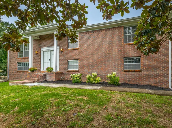 7309 McCormack Dr, Hixson, TN 37343