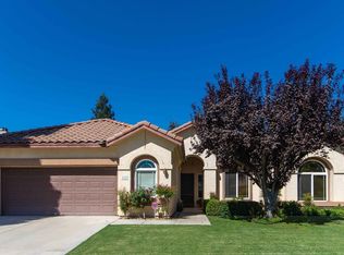 2701 Legend Rose St, Bakersfield, CA 93311