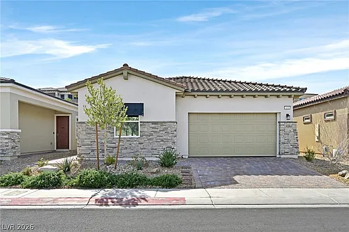 111 Ibiza Lake Dr Photo 1
