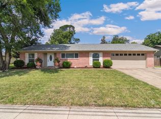 909 N Dove Rd, Grapevine, TX 76051