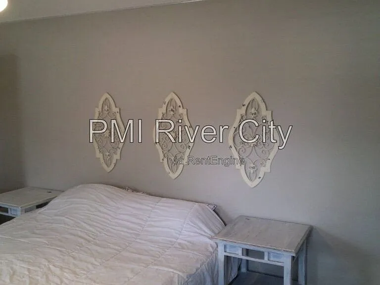 2320 Locustwood Ct — Photo 35