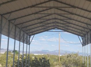 4437 N Canelo Rd, Golden Valley, AZ 86413