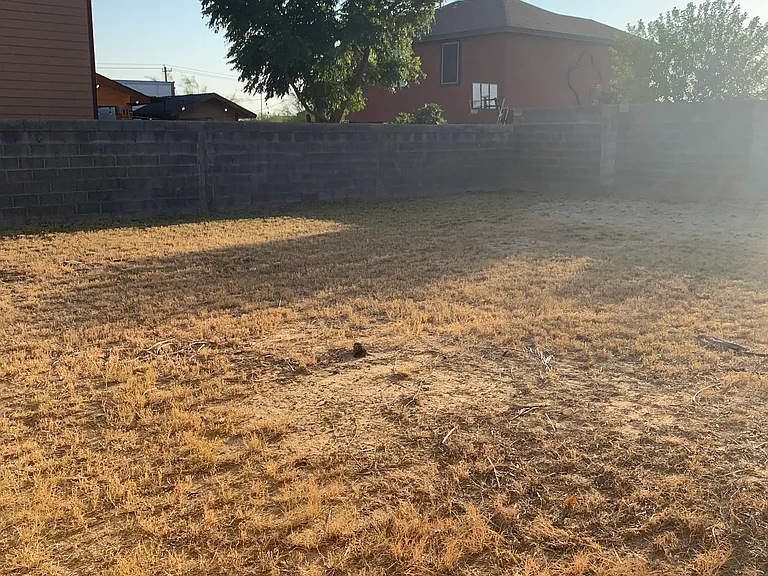 2615 Bandera Dr — Photo 9