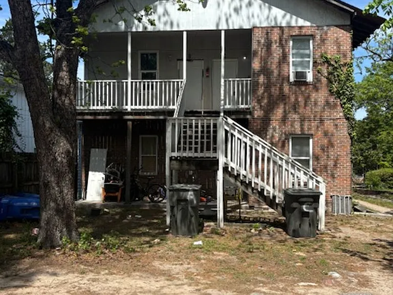 2508 Laurel St — Photo 1