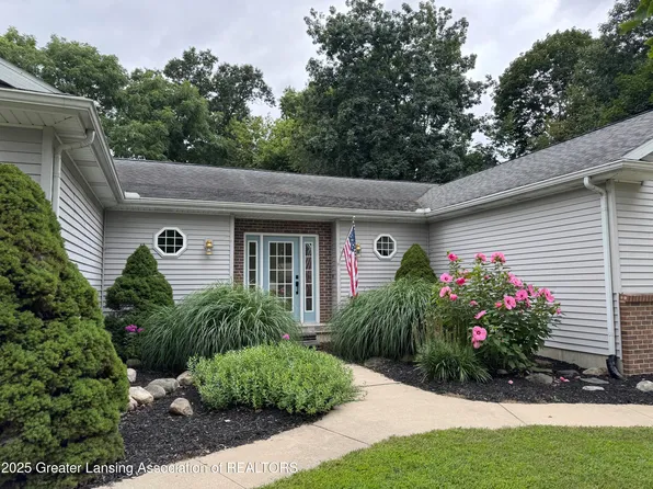 710 Feasel St #A, Eaton Rapids, MI 48827