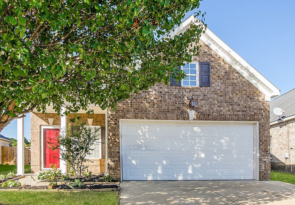 1st image of 9934 White Poplar Dr