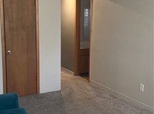 908 18th St S #4, Moorhead, MN 56560