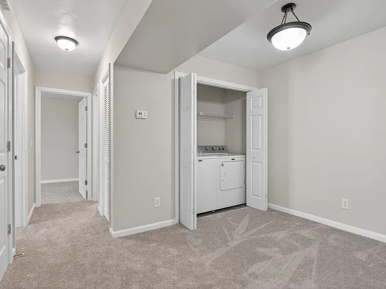North Beach Apartments — Photo 45