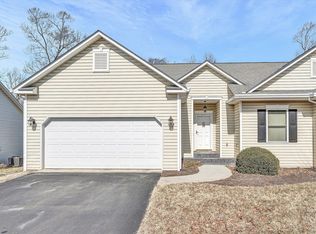51 Fairway Oaks Dr #8, Hardy, VA 24101