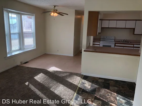 517 N Chestnut St, Lansing, MI 48933