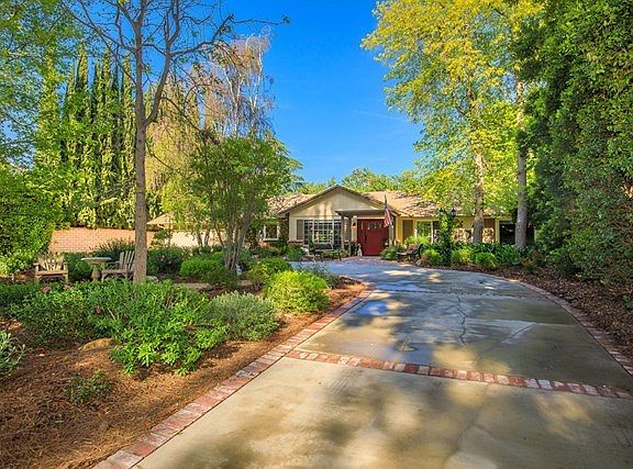 1074 Jeannette Ave Thousand-large-004-7-