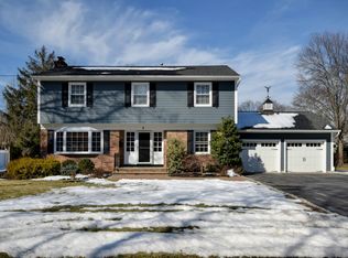 3 Harvale Dr, Florham Park, NJ 07932