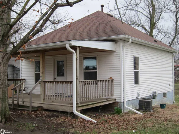 537 N 16th St, Chariton, IA 50049