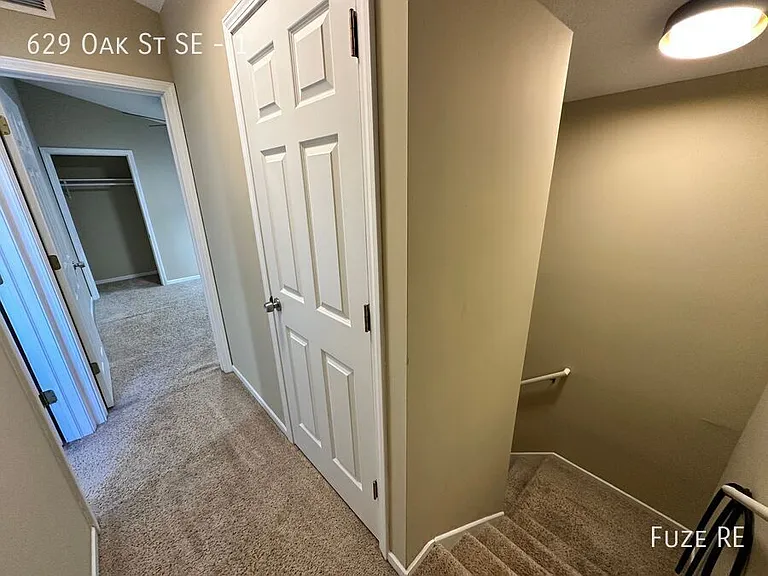 629 Oak St SE #1 — Photo 34