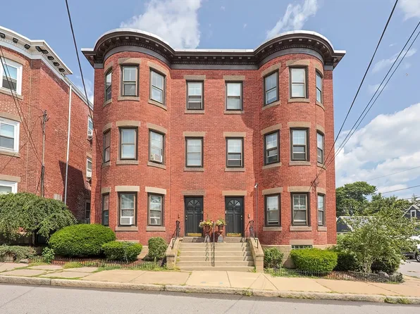 94 Lincoln St #2, Winthrop, MA 02152