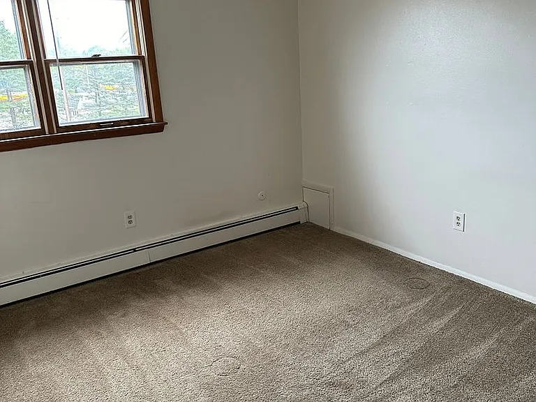 20 Southwoods Ave — Photo 7