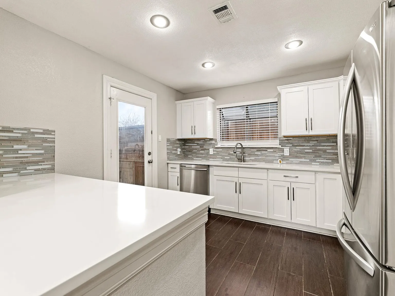 1 bed, 651 sqft, $1,750 — Photo 3