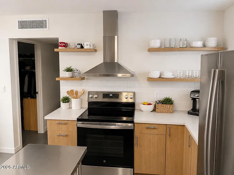2731 E Montecito Ave #3 — Photo 2